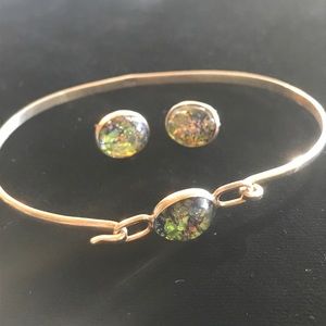 Brilliant Opal bracelet and Earring Set